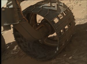 0532MH0262000000E1_DXXX