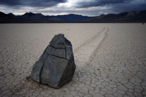 big_sailing_stones_07