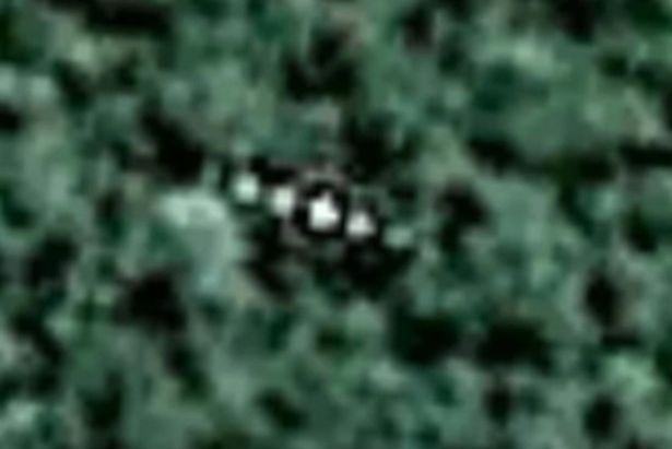 ufo-sitting-above-amazon-rainforest-on-google-earth1