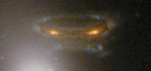 مهاجم فضايي