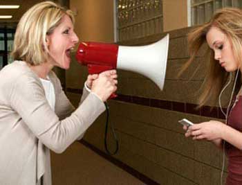 درگوشی‌های مادر و دختری!