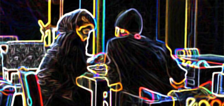 دوست‌های اینترنتی همسرم