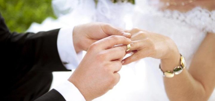 زنان با ازدواج سنتی موفق‌ترند یا مدرن؟