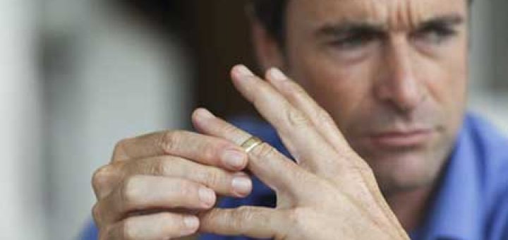 مردان بعد از طلاق چه آسیب هایی می بینند؟