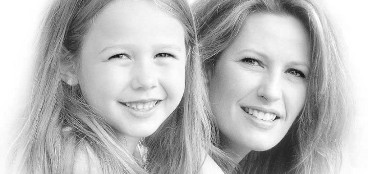 مامانِ دختر خانم ها بخوانند!