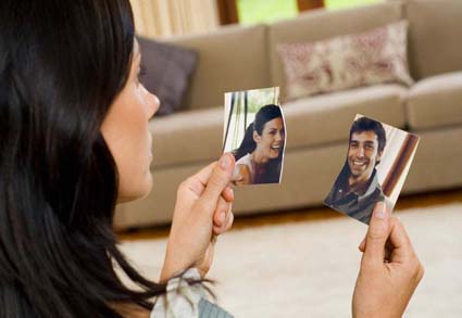 با نامزد قبلی‌تان دوست نمانید!