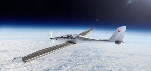 هواپیمای خورشیدی