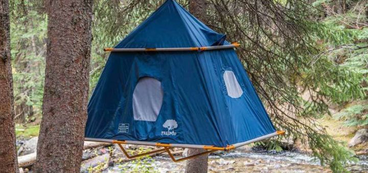 یک شب اتراق در چادری معلق