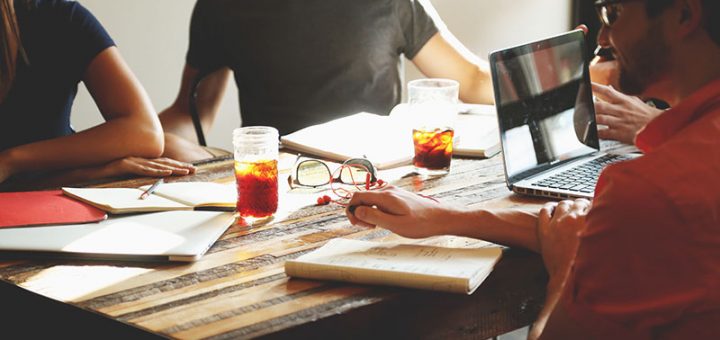 آداب معاشرت