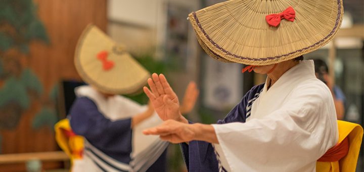 آداب احترام گذاشتن