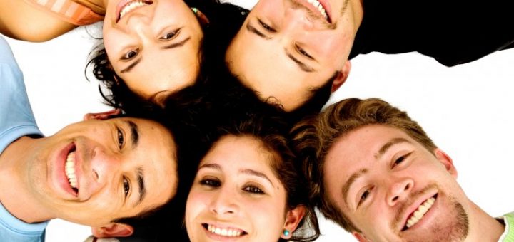 چگونه معاشرتی خوب با دیگران داشته باشیم؟