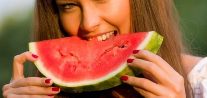 ماسک روشن کننده پوست خیار و هندوانه