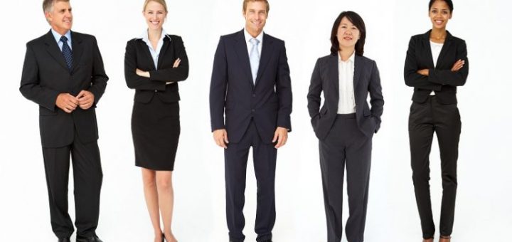 در جمع‌های کاری چطور باید رفتار کنیم؟