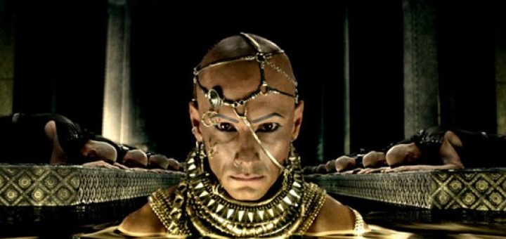 ۳۰۰ از پنج نگاه