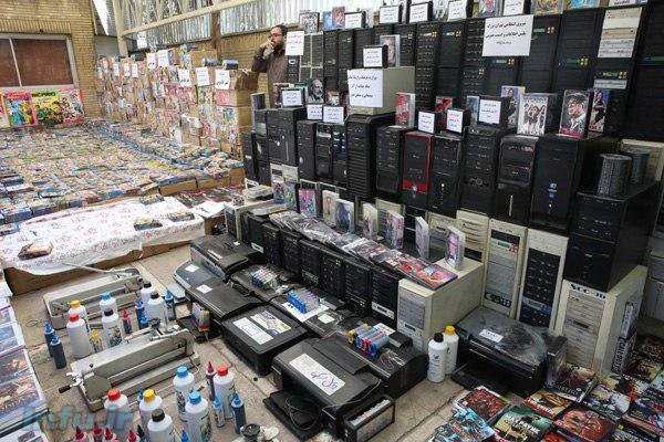 قاچاق فیلم و کپی رایت