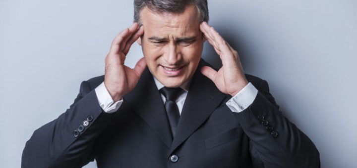 گریز یا سازگاری، مسئله این است.*