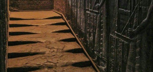 پلکان ذوب شده معبد دندرا