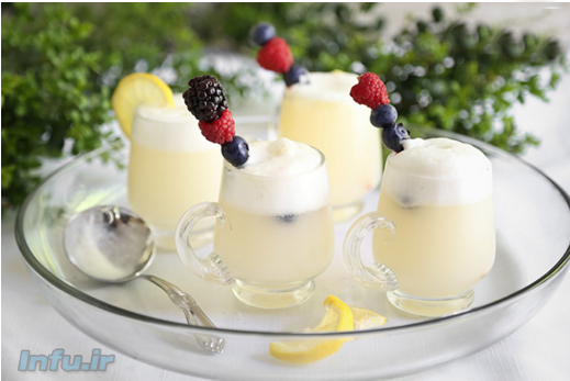  نوشیدنی پانچ میوه ای کف دار