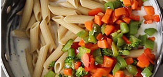 پاستا با سس سفید