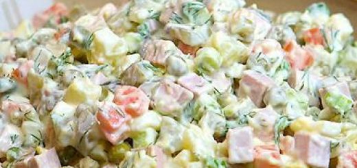 سالاد سیب زمینی قرمز