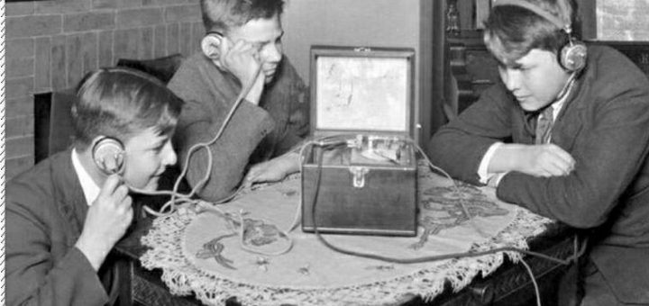 ارسال و شنیدن پیام از گذشته و آینده