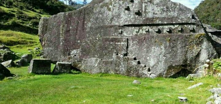 برشکاری روی سنگی در ویتکاس