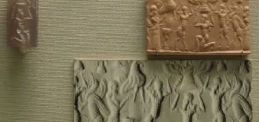 آنوناکی را می بینید که به صورت واقعی جن ترسیم شده اند در کنار انسان.