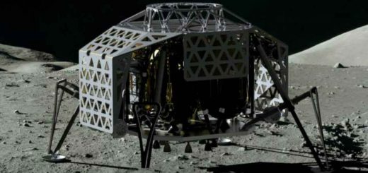 فرود انسان بر ماه