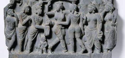 سنگ‌نگاره‌ای که نشان از لحظه تولد بودا می‌دهد. در این سنگ‌نگاره، مادر بودا را در مرکز طرح می‌بینیم که به شاخه درختی آویخته؛ درختی که تیم باستان‌شناسان انگلیسی احتمال می‌دهند آن را شهر لومبینی نپال یافته‌اند / Victoria and Albert Museum