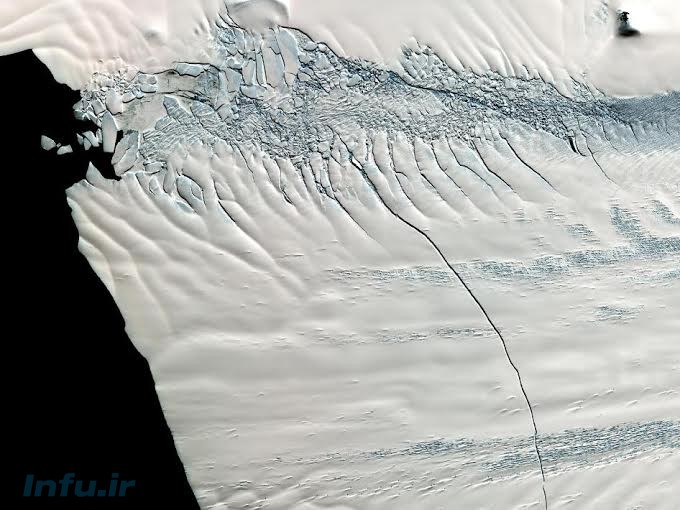 در اواسط اکتبر ۲۰۱۱، ماهواره‌های ناسا خبر از ایجاد یک ترک سی‌کیلومتری در زبانه یخی پاین‌آیلند جنوبگان دادند؛ ترکی به پهنای ۸۰ متر و عمق ۶۰ متر / عکس از ناسا