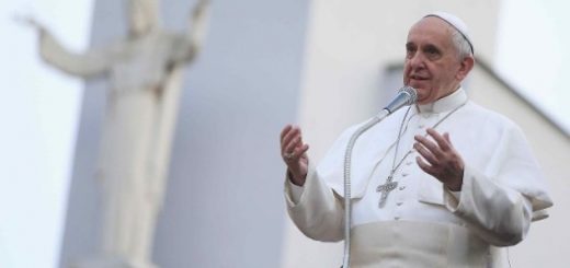 پاپ فرانسیس ۷۸ ساله پیام محیط زیستی خود را در قالب نامه تعالیم که یک سند تاریخی است منتشر کرد