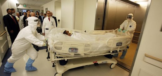 ابزار پزشکی آلوده، باکتری‌ مرگبار را که به آنتی‌بیوتیک‌ها هم مقاوم شده است، وارد بدن بیماران بیمارستان رونالد ریگان کرده است.