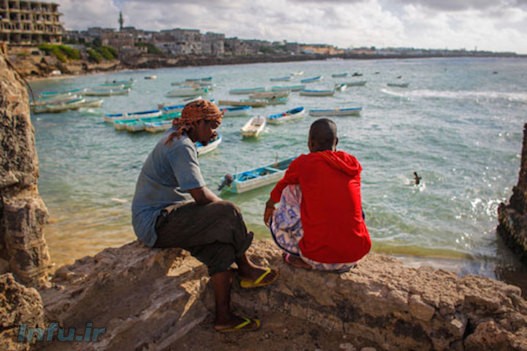 یکی از دلایل اصلی گسترش دزدان دریایی در سومالی، کم شدن منابع آبزیان است