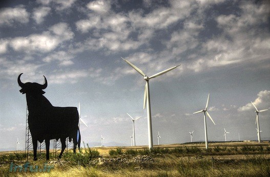 در سال ۲۰۱۳ برای نخستین بار انرژی بادی اصلی‌ترین منبع تولید برق در اسپانیا شد.