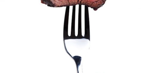 افزودن آنتی‌بیوتیک با میزان پایین به غذای روزانه دام‌ها، در طی دهه‌های بعد تبدیل به روالی رایج در فعالیت تمامی کمپانی‌های کوچک و بزرگ پرورش دام و طیور شد و کم و بیش تا همین امروز نیز ادامه یافته است.