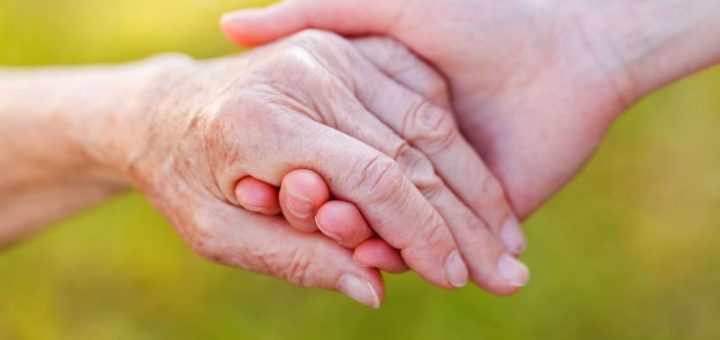 همدلی با غریبه‌ها