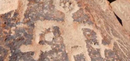 مومیایی سه انگشتی انسان نما