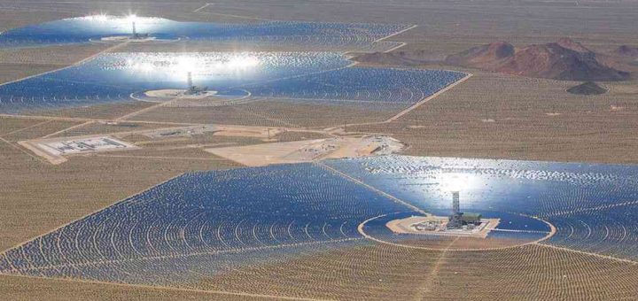 یکی از نیروگاه های خورشیدی چین