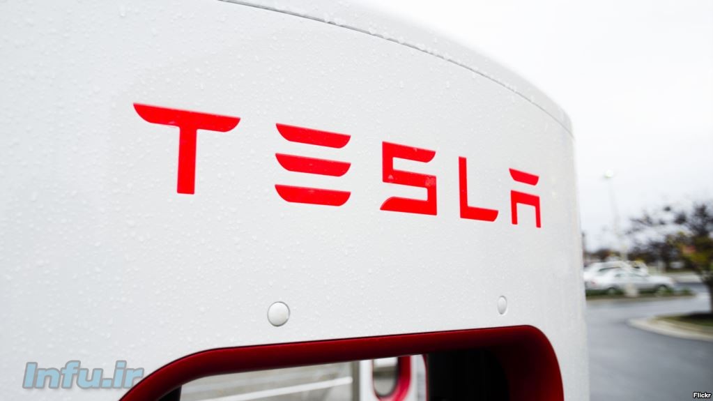 قرار است تا پایان تابستان از کامیون تماما برقی تسلا رونمایی شود.