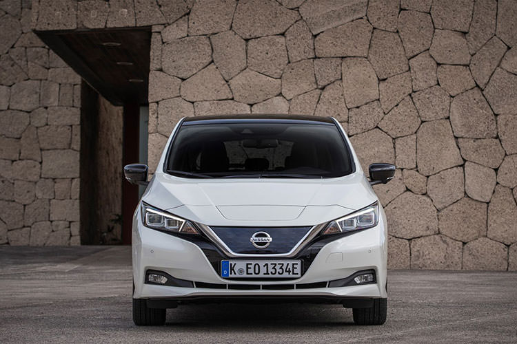 nissan leaf electric / خودروی الکتریکی نیسان لیف