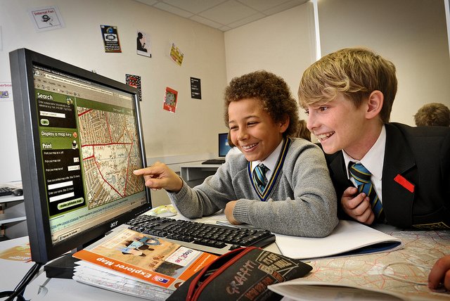 یاد دادن به دیگران