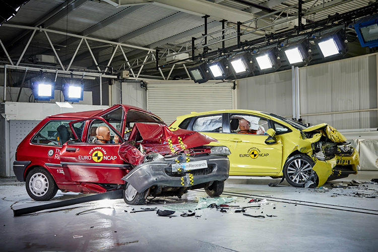 آزمایش تصادف