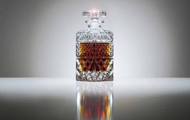 shutterstock_119271802-nightcap-instudio-عادت های خواب که باعث چاقی میشود