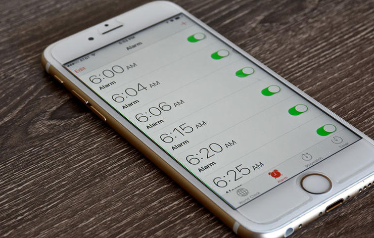 shutterstock_401463634-alarm-too-late-jeramey-lende,خوابیدن اشتباه و بالارفتن وزن