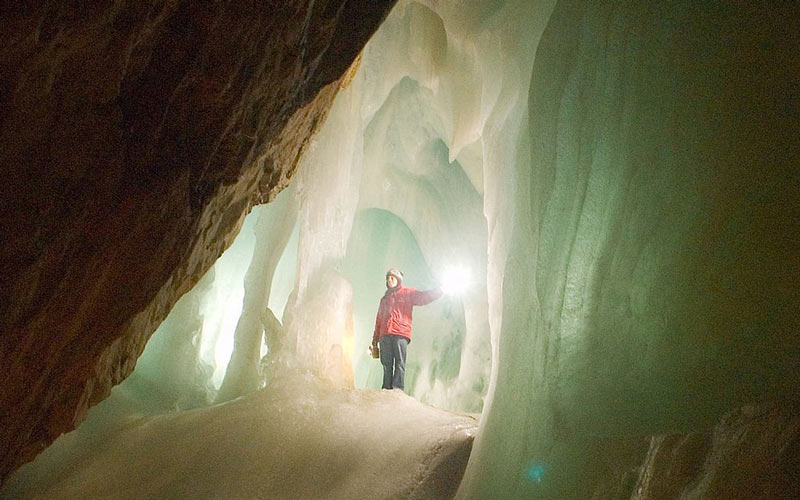 آیس‌ریزن‌ولت