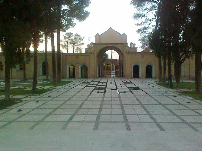 موزه هنرهای معاصر صنعتی کرمان