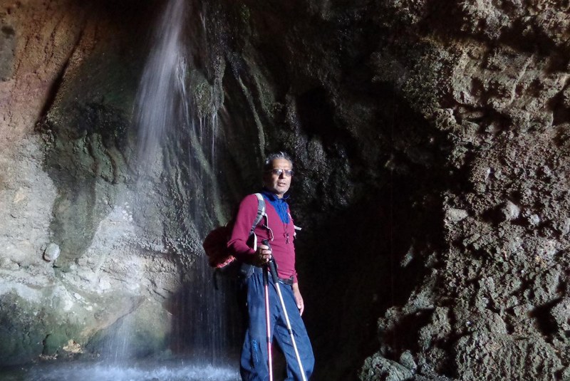 آبشار وقت و ساعت