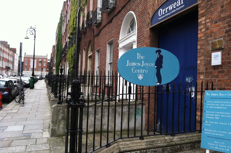 ۲۳ سفر ادبی همراه با نویسندگان بزرگ