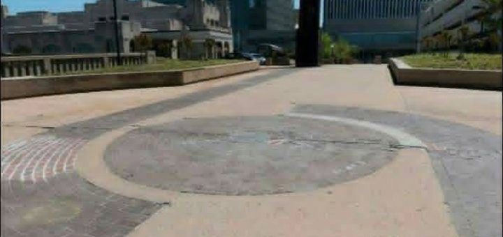 مرکز جهان در شهر Tulsa در ایالت اوکلاهامای آمریکا