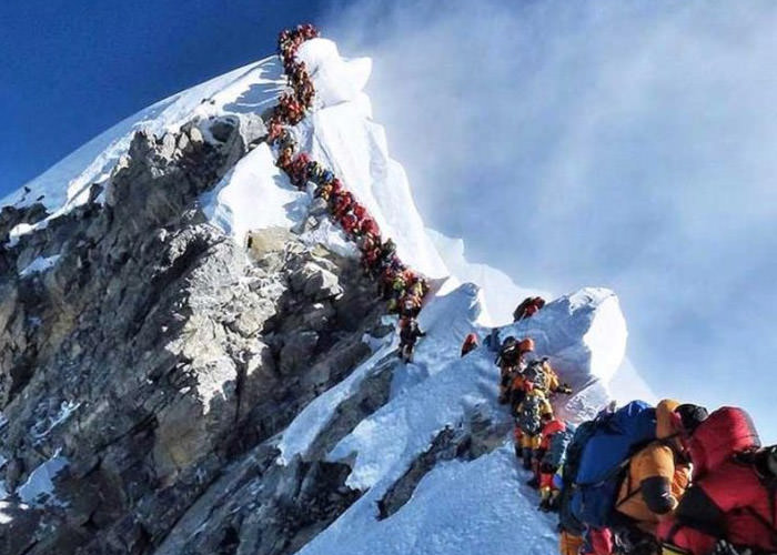 شلوغی اورست